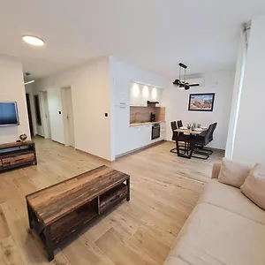 Bellistra Apartman - E Rabac