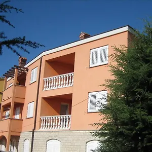 Mare E Monti Gostinjska kuća